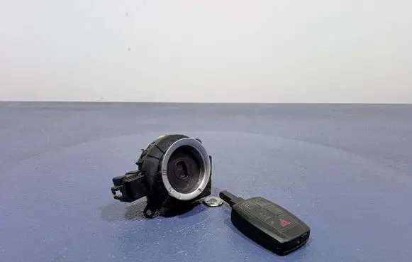 Volvo V50 Ignition lock 31300585