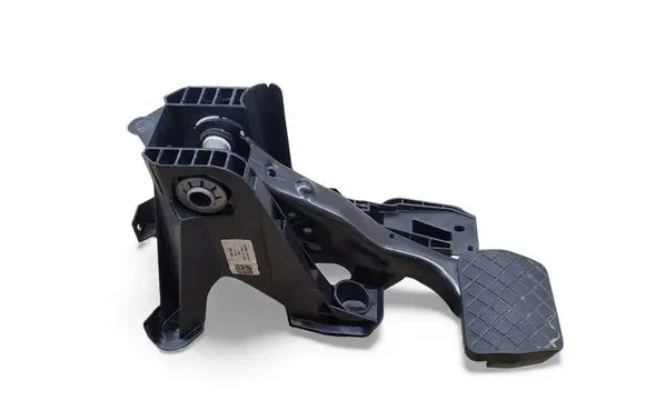 Volkswagen Taos Brake pedal 5QN723058C