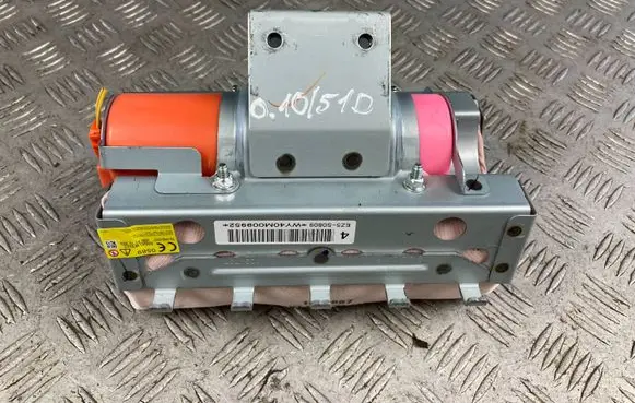Subaru Outback Passenger airbag