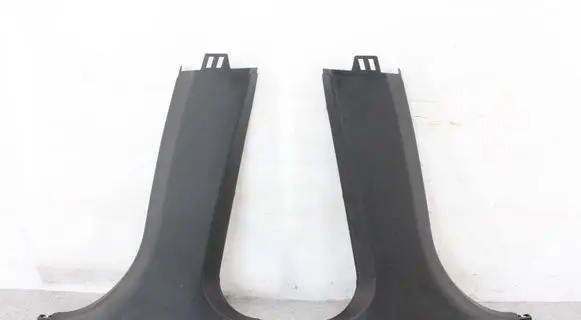 (B) pillar trim (bottom)