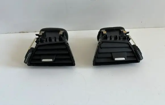 BMW 1 F20 F21 Dashboard side air vent grill/cover trim 9205346 9205355