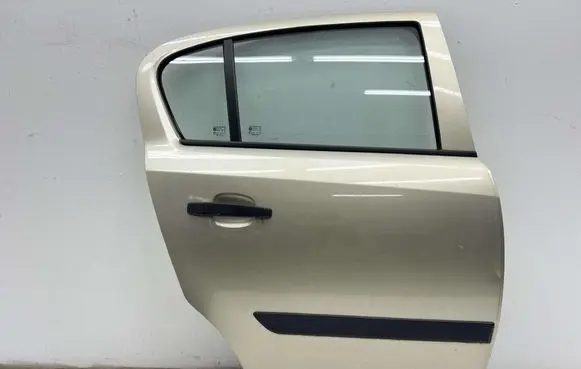 Opel Corsa D Rear door MMAUTKO22091