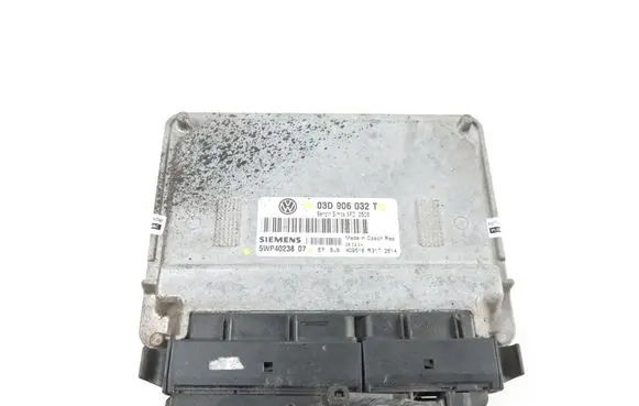 Volkswagen Polo IV 9N3 Engine control unit/module 5WP4023807 03D906032T
