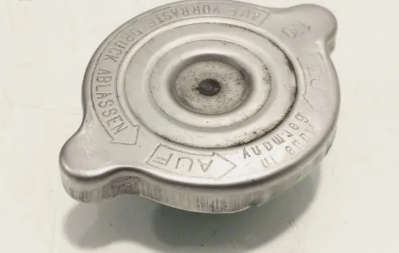 Mercedes-Benz Sprinter W901 W902 W903 W904 Coolant expansion tank/reservoir cap 