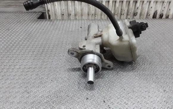 Seat Toledo III (5P) Master brake cylinder 1K16113011D