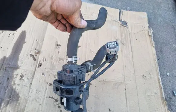 Toyota Prius (XW20) Electric auxiliary coolant/water pump 0641000951 ITA