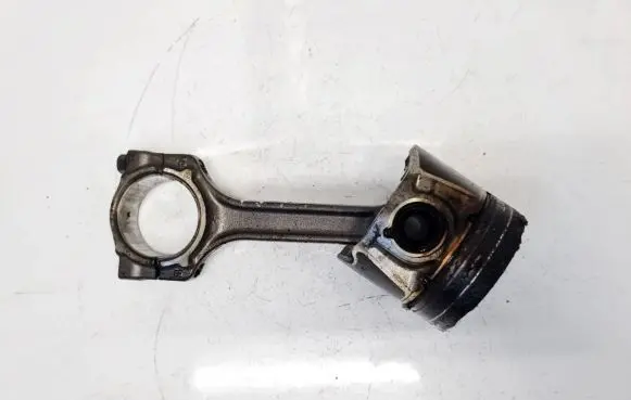 Fiat Punto (188) Piston with connecting rod