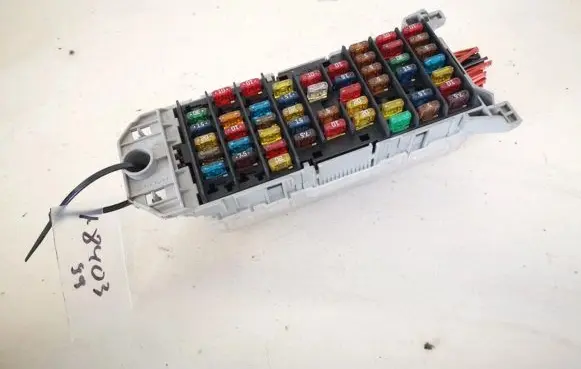 Opel Meriva A Fuse box set 93363136