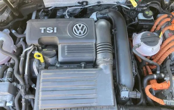 Volkswagen PASSAT B8 Engine CUKC