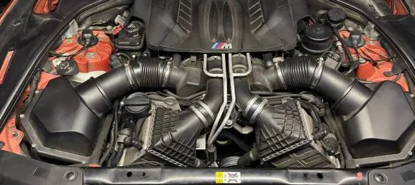 BMW M5 Engine S63B44 S63B44T0