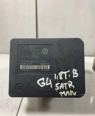 Volkswagen Golf IV ABS Pump 1J0614417C