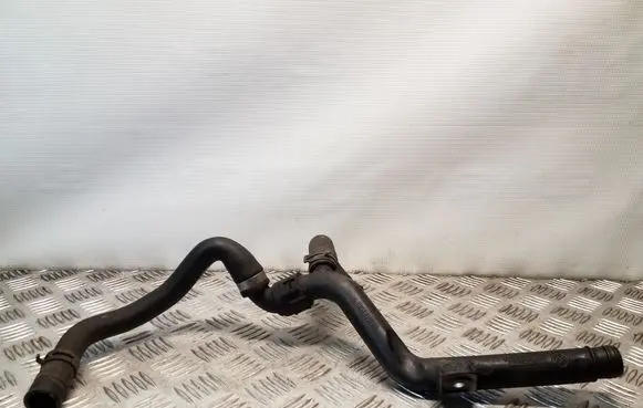 Engine coolant pipe/hose