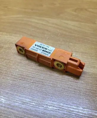 Volvo XC90 Airbag deployment crash/impact sensor 8651754 270405 006956