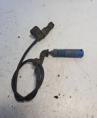 BMW X5 E53 ABS brake wheel speed sensor 6752682