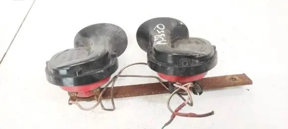 Nissan Note (E11) Horn signal E1128R003581