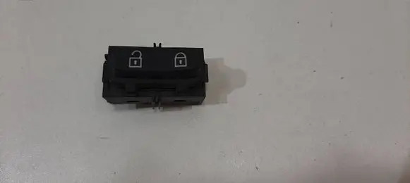 Volvo V70 Central locking switch button 30710475 03451600 SN50025083090046
