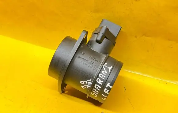 Volkswagen Sharan Mass air flow meter 0280217121