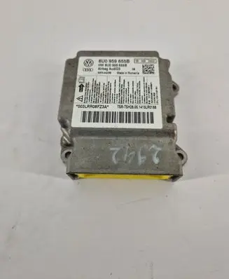 Audi Q3 8U Airbag control unit/module 8U0959655B