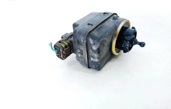 Headlight level adjustment motor