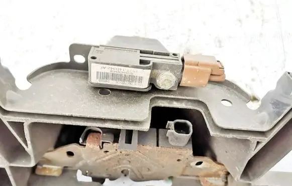 Ford Mondeo Mk III Airbag deployment crash/impact sensor 1s7t14b342af 1s7t-14b342-af