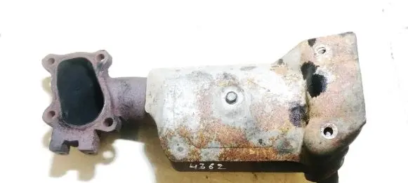 Nissan Almera N16 Exhaust manifold