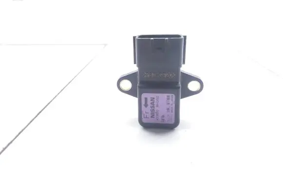 Nissan X-Trail T30 ESP acceleration yaw rate sensor 479308H300