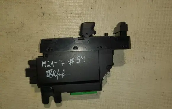 Volvo XC90 Electric window control switch 30737519