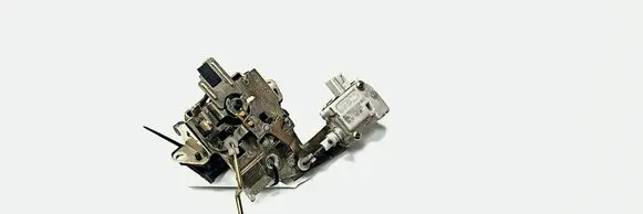 Skoda Octavia Mk1 (1U) Tailgate/trunk/boot lock/catch/latch 1U6827565J