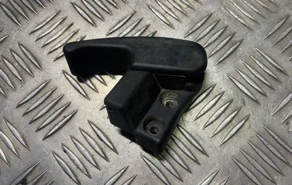 Volkswagen Polo III 6N 6N2 6NF Engine bonnet (hood) release handle 1H1823533