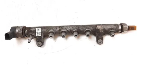 Volkswagen PASSAT B6 Fuel main line pipe 03L089C