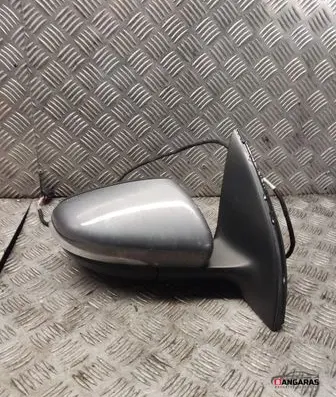 Volkswagen Golf VI Front door electric wing mirror 