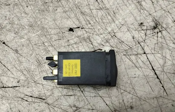 Audi A4 S4 B5 8D Windscreen/window heater switch 4D0941503