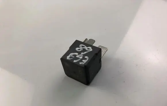 Opel Insignia A Other relay 13500120