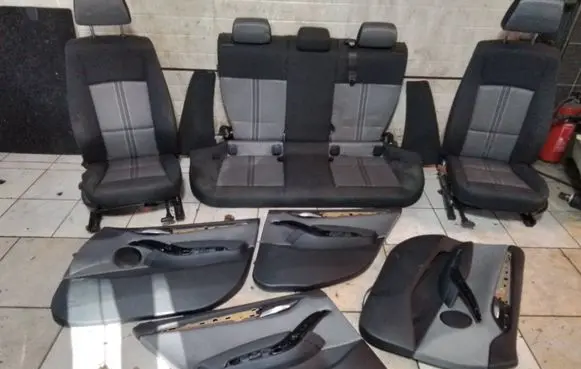BMW X1 E84 Seat set 9131642 913164202