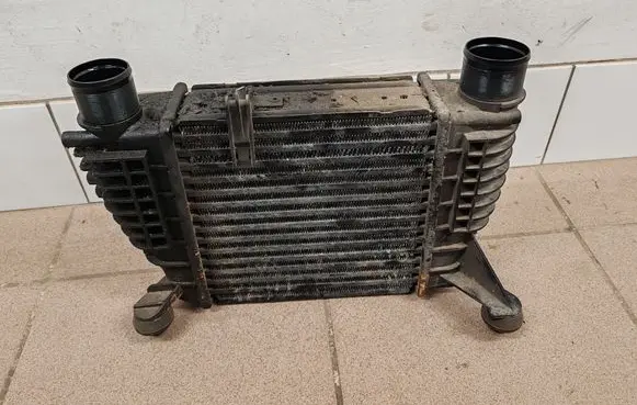 Nissan Note (E11) Intercooler radiator 144619U20A IA1443 992405HB