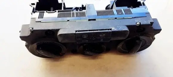 Volkswagen PASSAT B6 Climate control unit CF74730922 CF747309-22