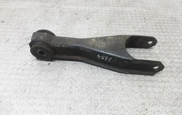 Mercedes-Benz Vito Viano W638 Engine mounting bracket