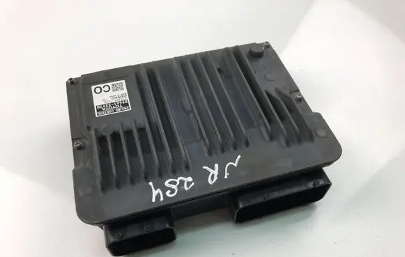 Toyota Camry Engine control unit/module 8966133Y70