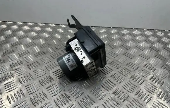 Hyundai Tucson TL ABS Pump 58920D7640