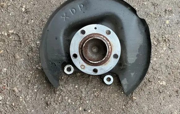 Peugeot 308 Rear wheel hub