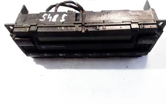 Volkswagen Golf IV Climate control unit