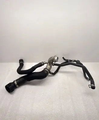 Engine coolant pipe/hose
