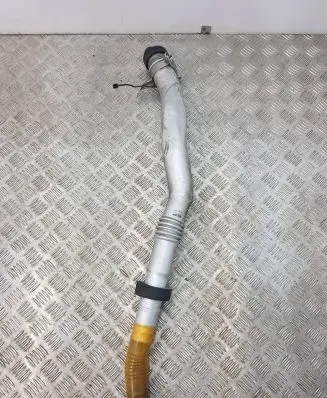 Fuel tank filler neck pipe