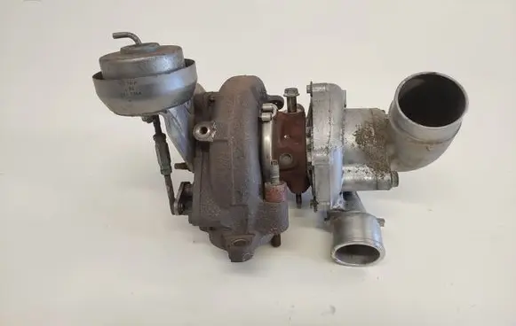 Toyota Avensis T250 Turbo 05112400587 172010R020