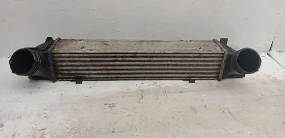 BMW X1 E84 Intercooler radiator 7524916
