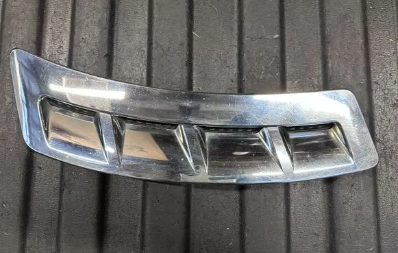 Infiniti FX Fender grill 638241CA0A 1CB0A