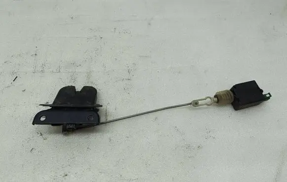 Audi A6 S6 C5 4B Tailgate/trunk/boot lock/catch/latch 4B9827505E