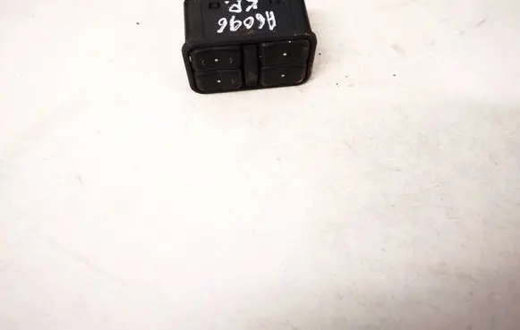 Opel Zafira A Electric window control switch 90561086 13363401
