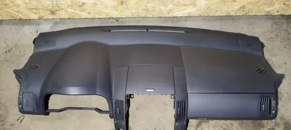 Toyota Corolla Verso AR10 Dashboard 553020F010