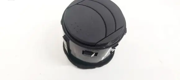 Suzuki Grand Vitara II Dash center air vent grill 7363363J0
